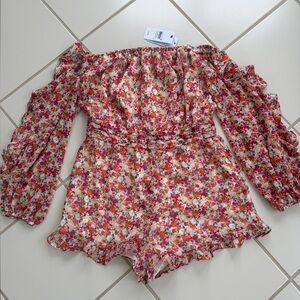 Guess Floral Off-Shoulder Romper in Pink, Red, Green- NWT! Size M
